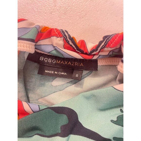 BCBGMAXAZRIA Floral Stretch Halter Top size small - Picture 5 of 5